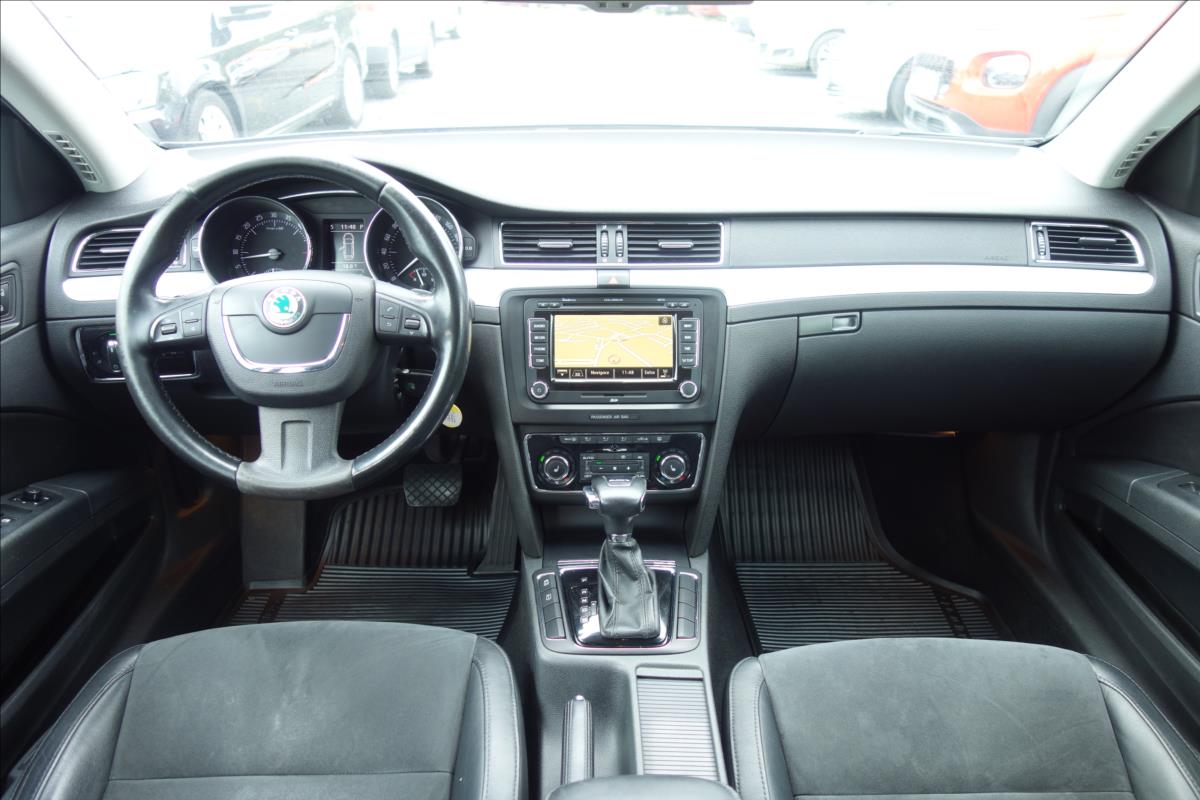 Škoda Superb