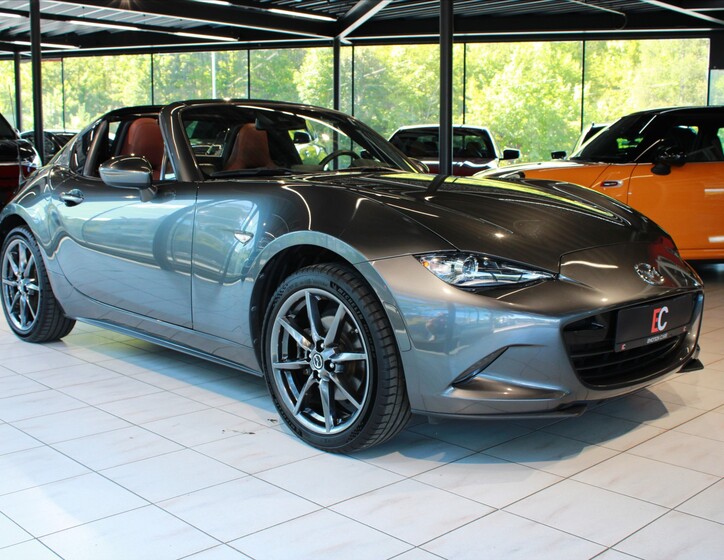 Mazda MX-5 1