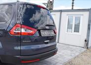 Ford Galaxy 13