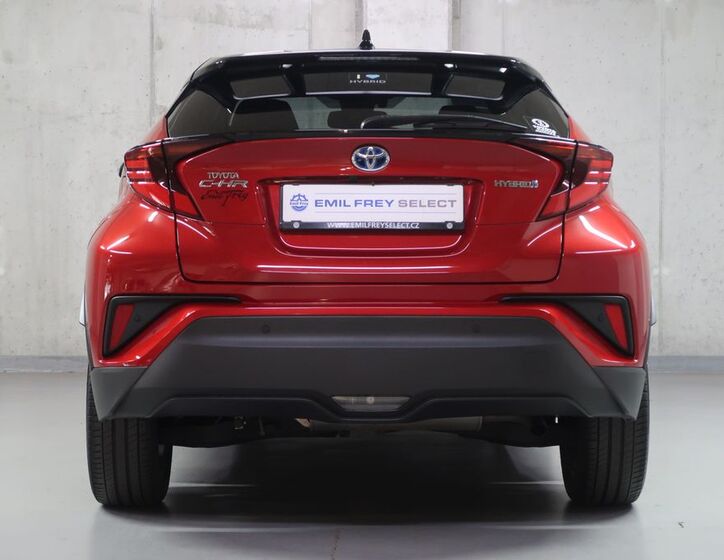 Toyota C-HR 6