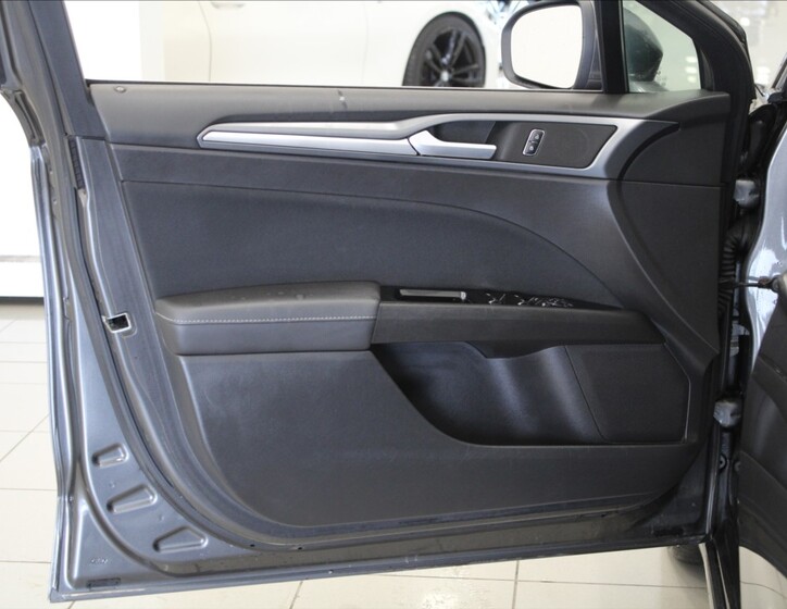 Ford Mondeo 15