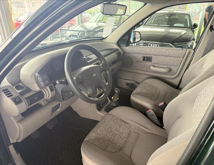 Land Rover Freelander 7
