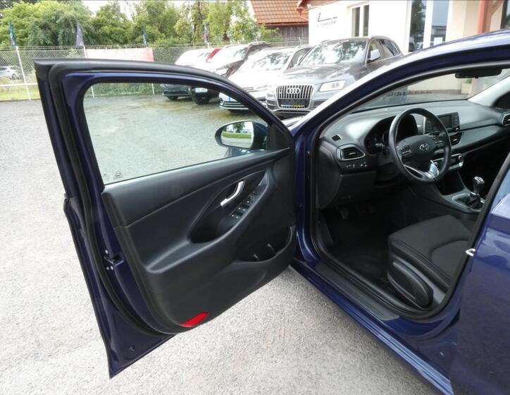 Hyundai i30 19