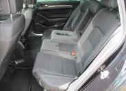 Volkswagen Passat 9
