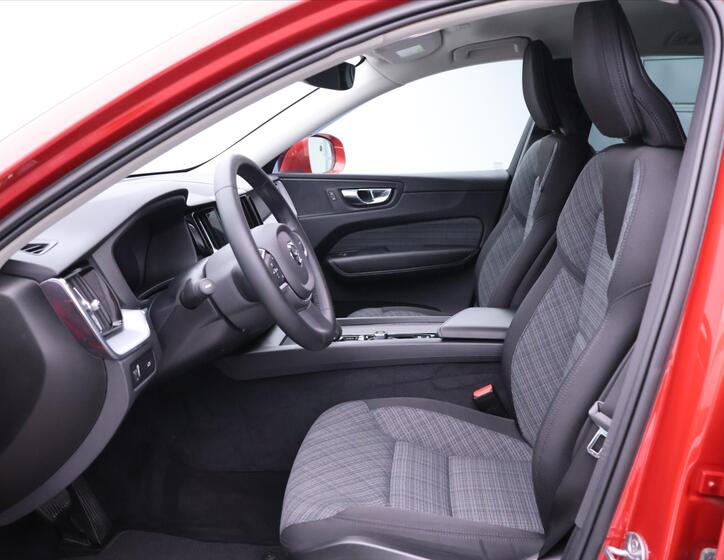 Volvo XC60 13