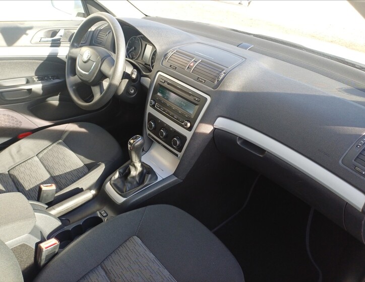 Škoda Octavia 9