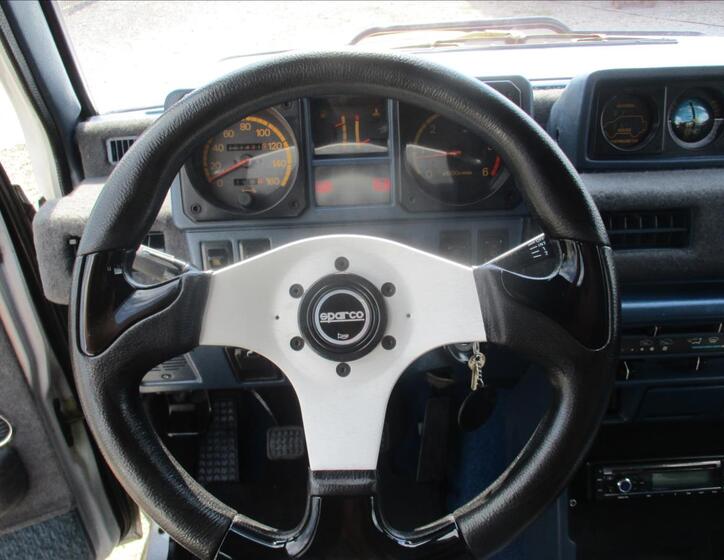 Mitsubishi Pajero 9