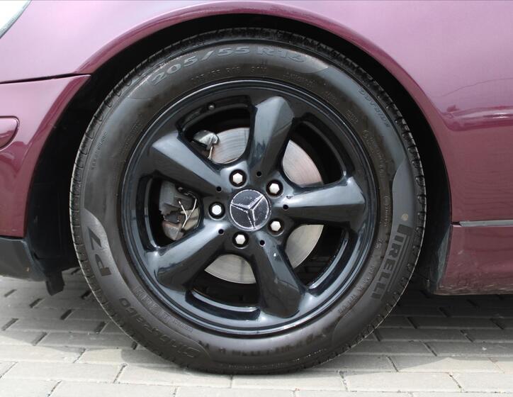 Mercedes-Benz SLK 9