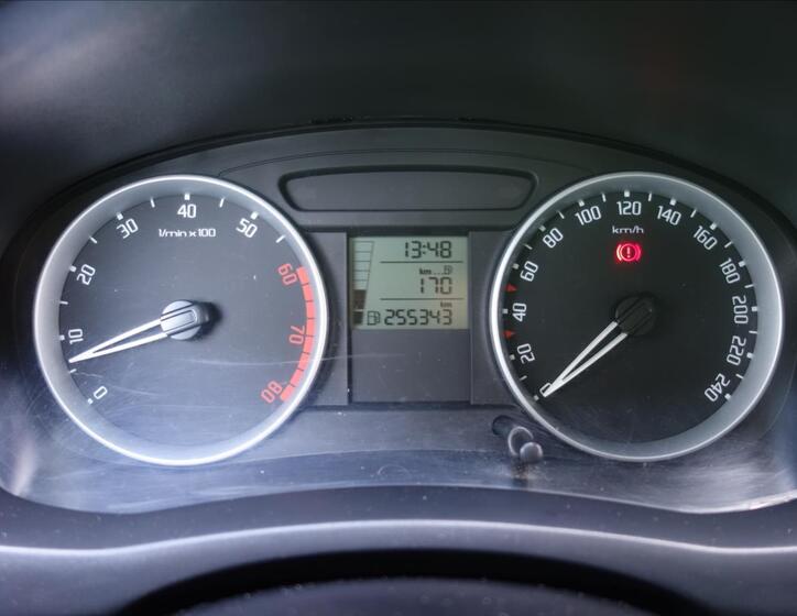 Škoda Roomster 11
