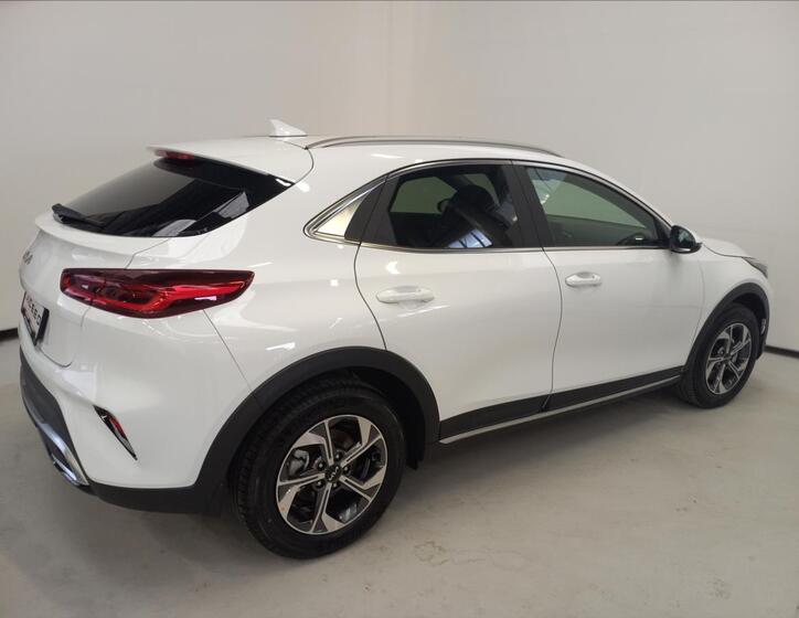 KIA XCeed 4