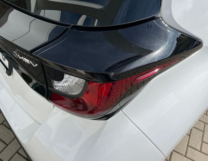Toyota Yaris 11