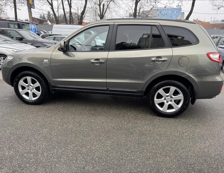Hyundai Santa Fe 5