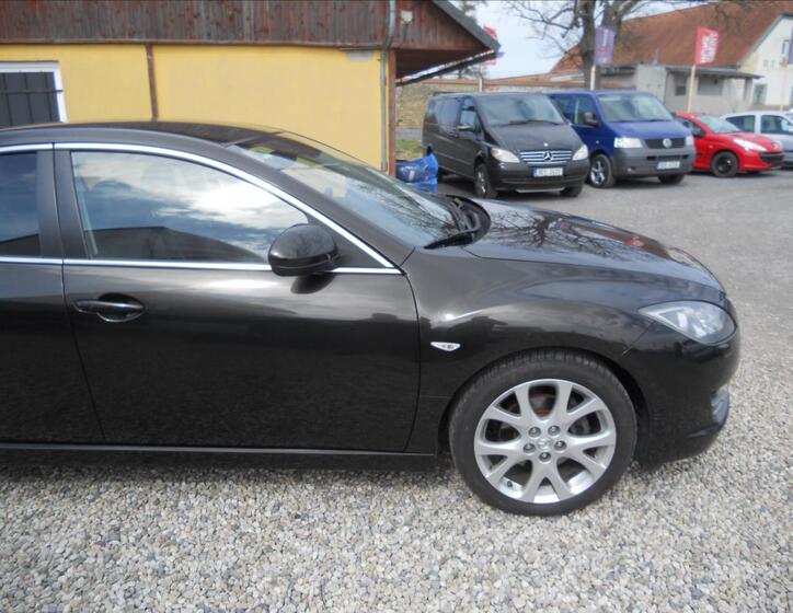 Mazda 6 4