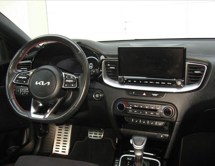 KIA ProCeed 23