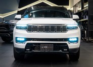 Jeep Grand Wagoneer 12