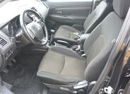 Mitsubishi ASX 8