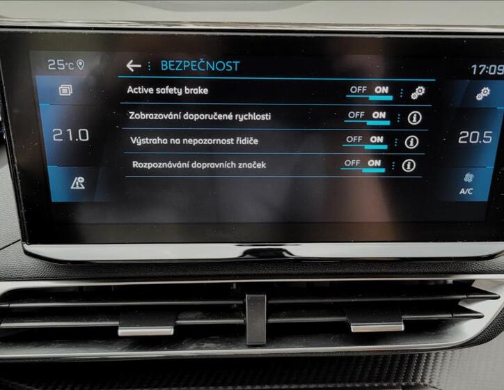 Peugeot 3008 34
