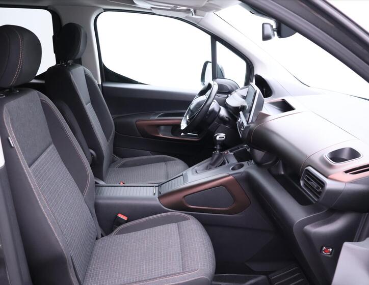 Peugeot Rifter 12