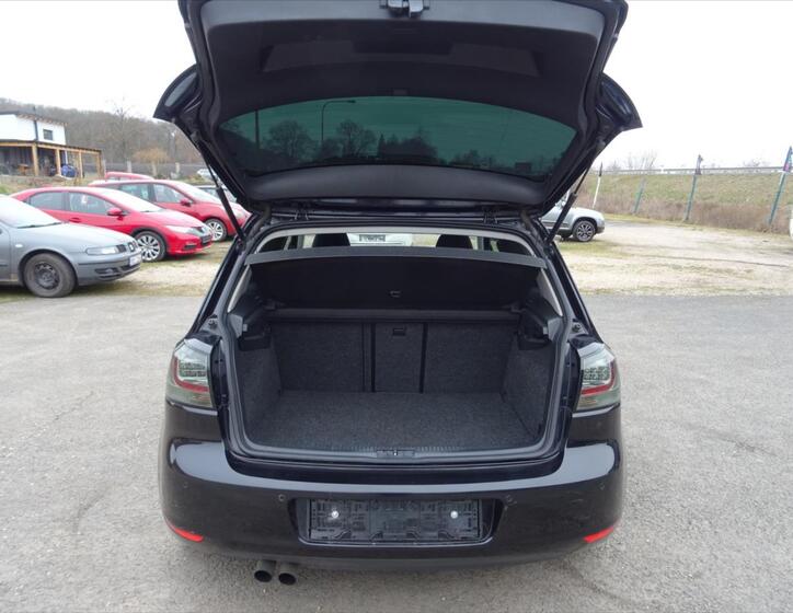 Volkswagen Golf 27