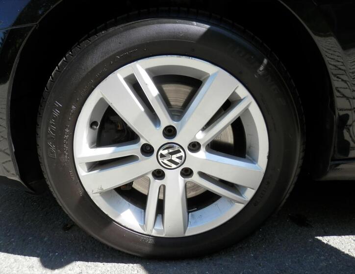 Volkswagen Golf 26