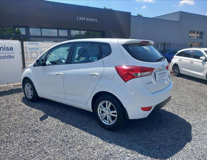 Hyundai ix20 11