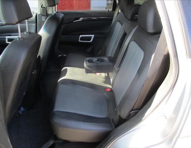 Opel Antara 8