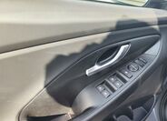 Hyundai i30 31