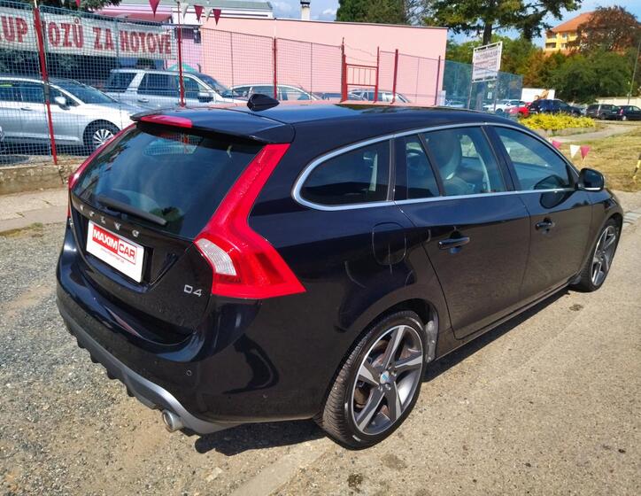 Volvo V60 7