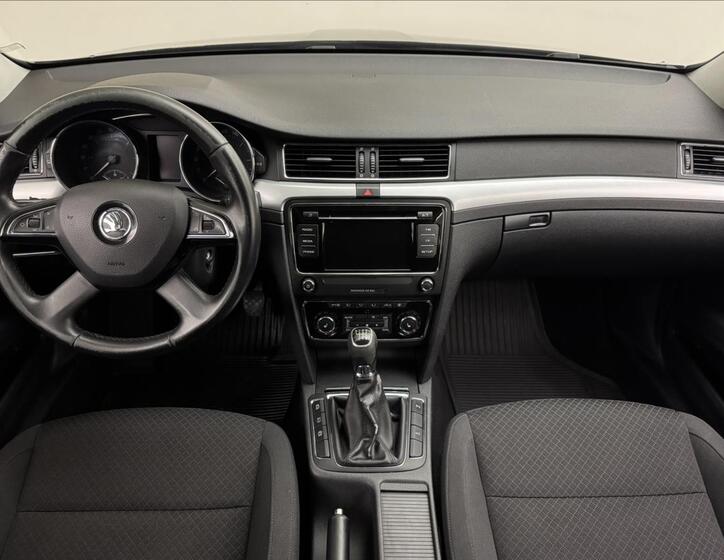 Škoda Superb 7