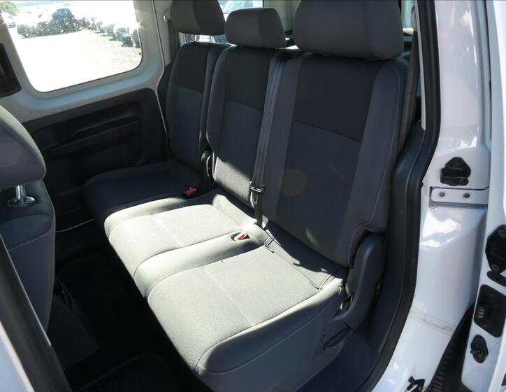 Volkswagen Caddy 16