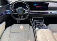 BMW Řada 7 14