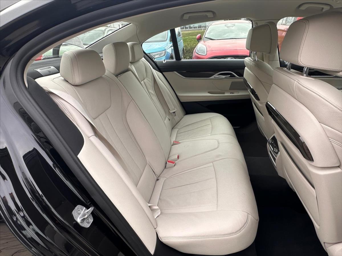 BMW Řada 7