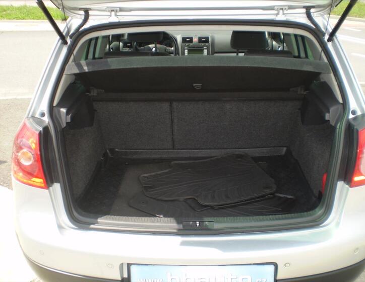 Volkswagen Golf 15