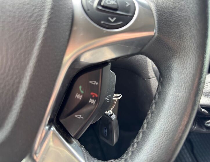 Ford Tourneo Custom 14