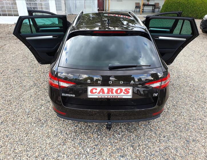 Škoda Superb 44