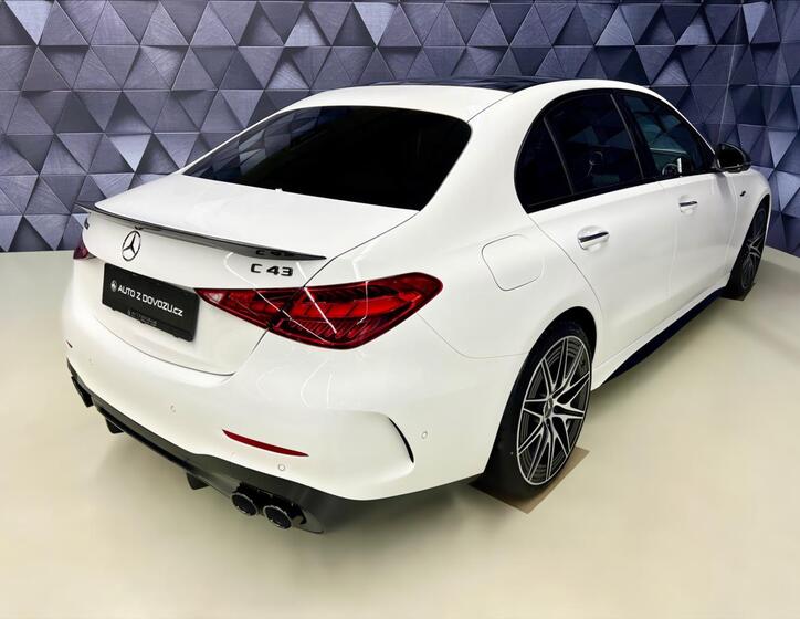 Mercedes-Benz Třídy C 6