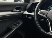 Volkswagen Golf 13