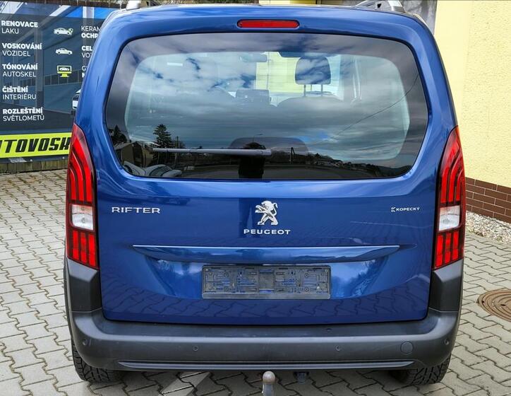 Peugeot Rifter 9