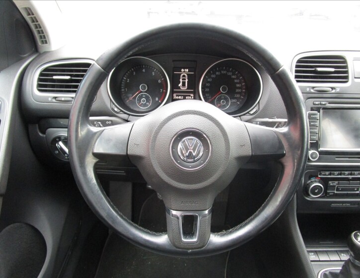 Volkswagen Golf 8