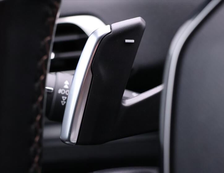 Peugeot 5008 24