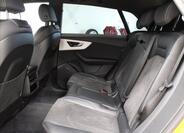 Audi Q8 14