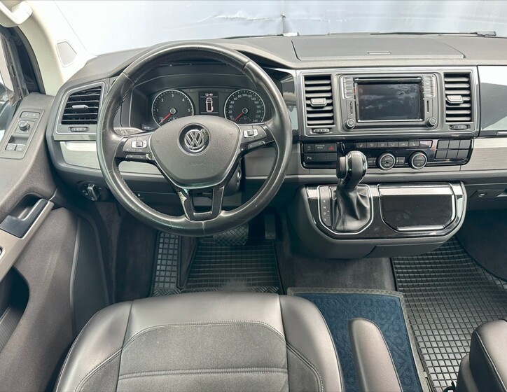 Volkswagen Multivan 19