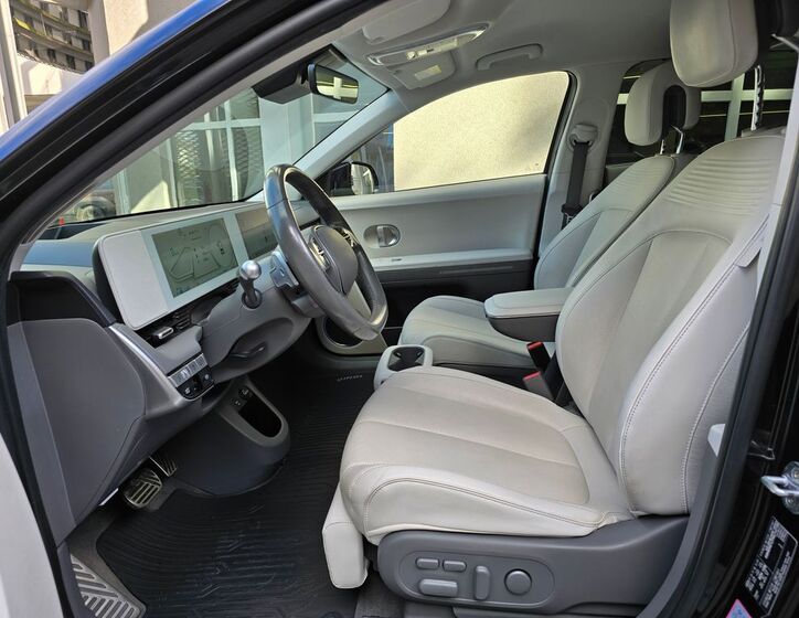 Hyundai IONIQ 10