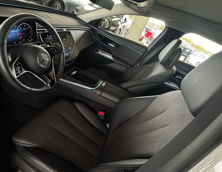Mercedes-Benz Třídy E 9