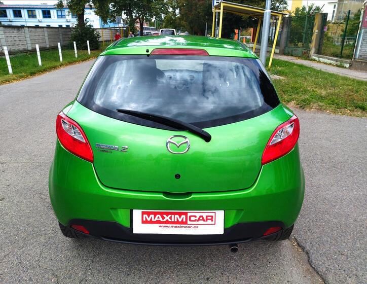 Mazda 2 6