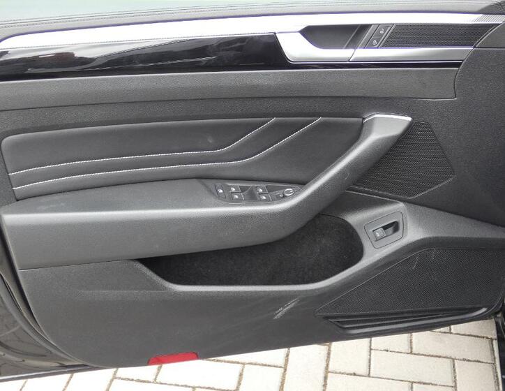 Volkswagen Arteon 8