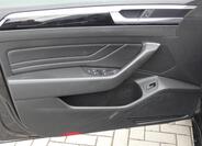 Volkswagen Arteon 8