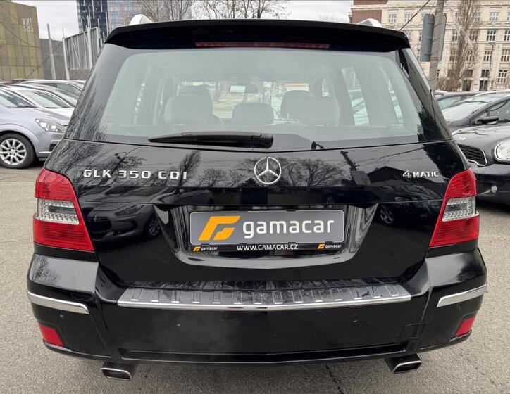 Mercedes-Benz GLK 8