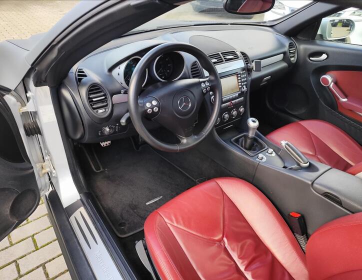 Mercedes-Benz SLK 18
