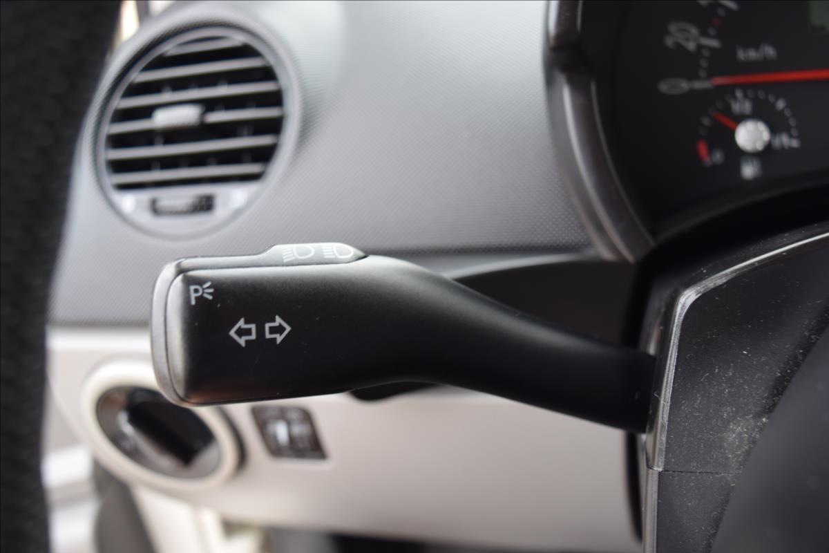 Volkswagen New Beetle